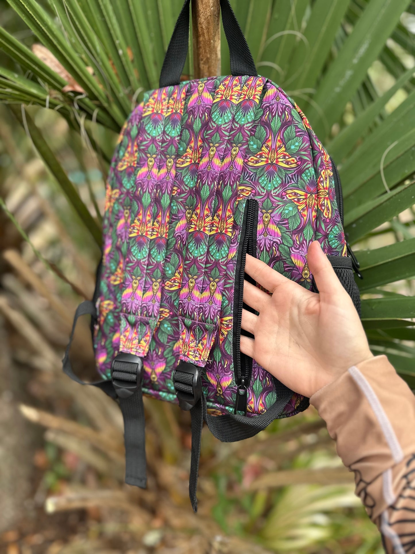 Meyetri Limited Edition Pin Window Backpack
