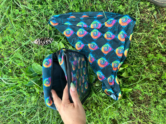 Checkered ammonite package