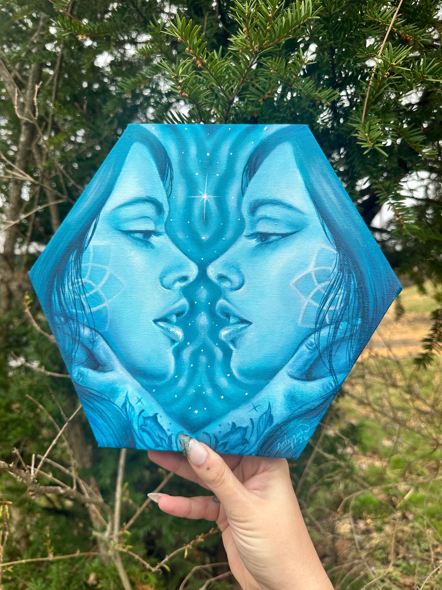 Narcissa Nightshade hexagon print