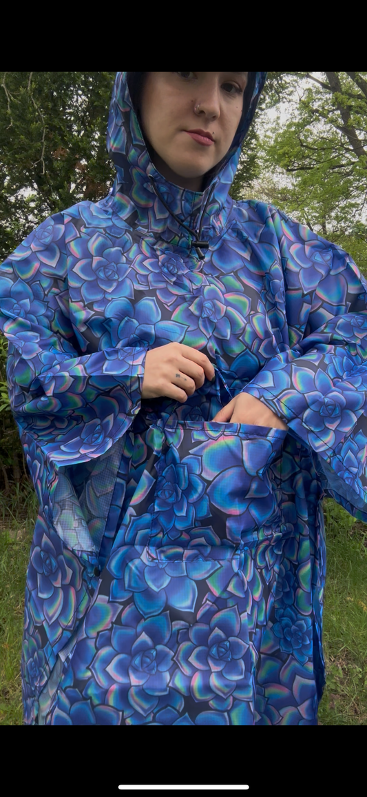 Echevarium Rain Poncho