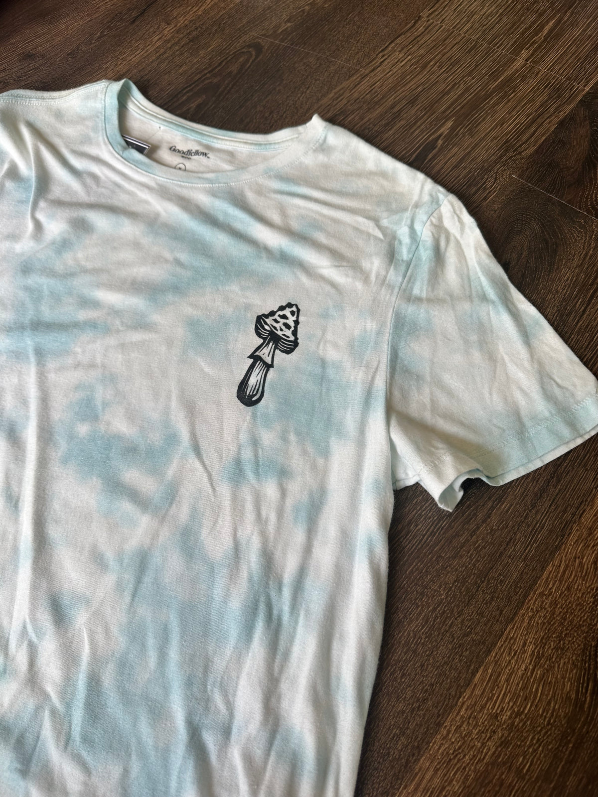 Medium seahorse tee Block print Crop top