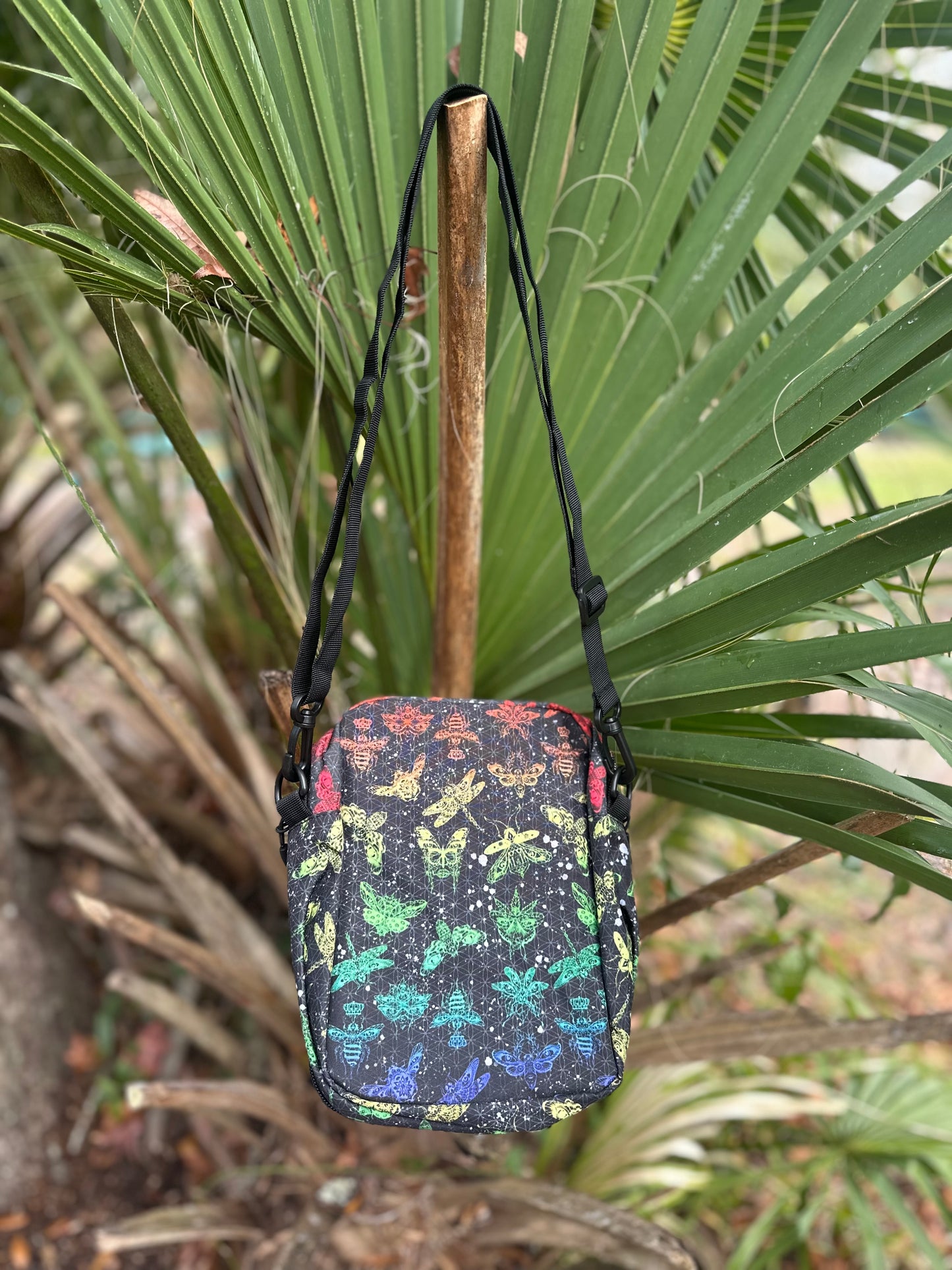 Bug Eye Limited Edition Pin Window Crossbody Bag