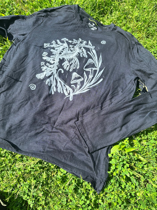 Sea Dragon long sleeve shirt-(medium)